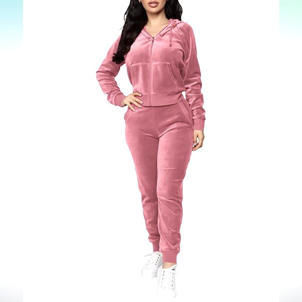 Brand New! Women’s Velour Tracksuit Set